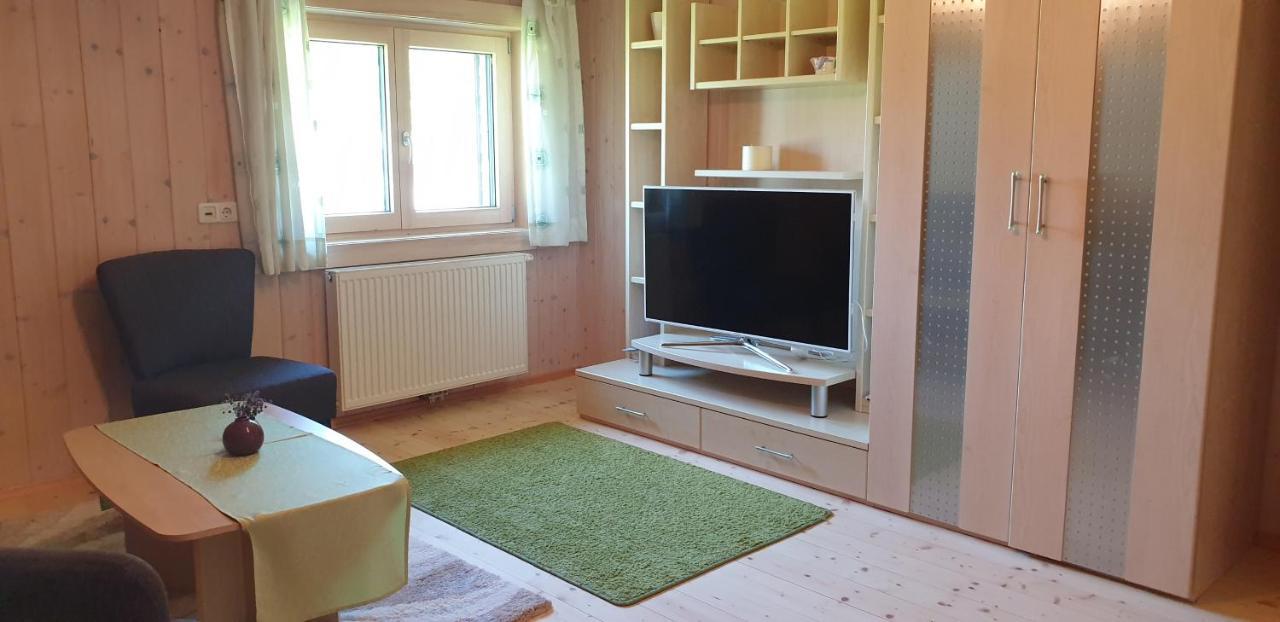 Haus Feuerstein Apartment Schnepfau Екстериор снимка